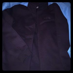Men’s North Face jacket